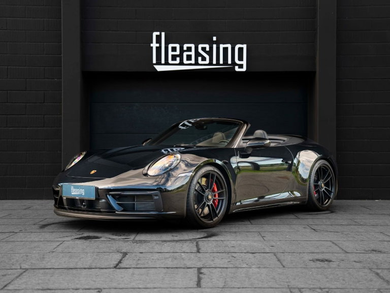 Porsche 992 Carrera 4 GTS