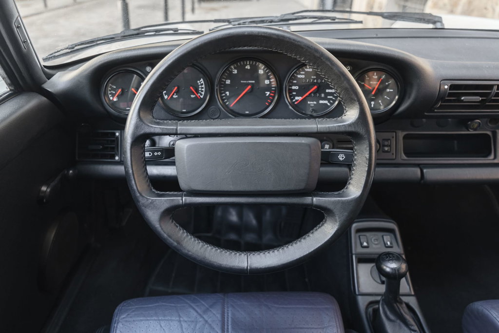 Porsche 964 Carrera RS
