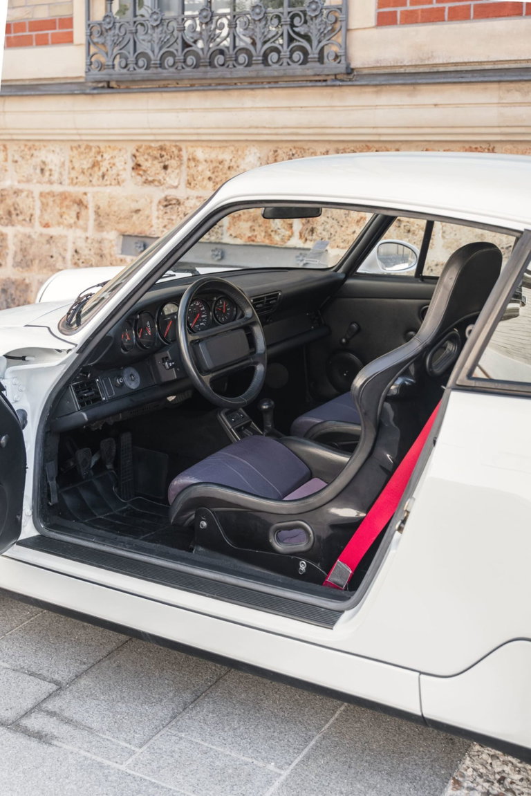 Porsche 964 Carrera RS