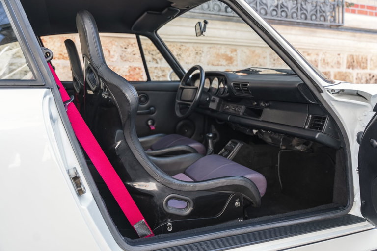 Porsche 964 Carrera RS