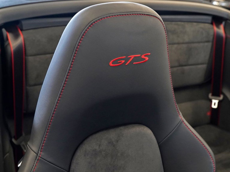 Porsche 991 Carrera 4 GTS
