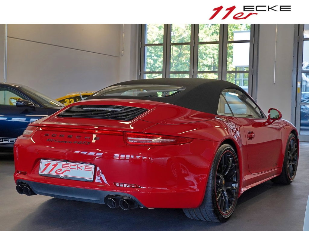Porsche 991 Carrera 4 GTS