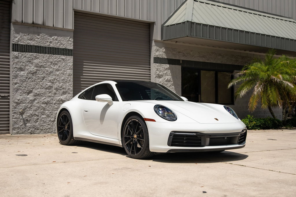 Porsche 992 Carrera