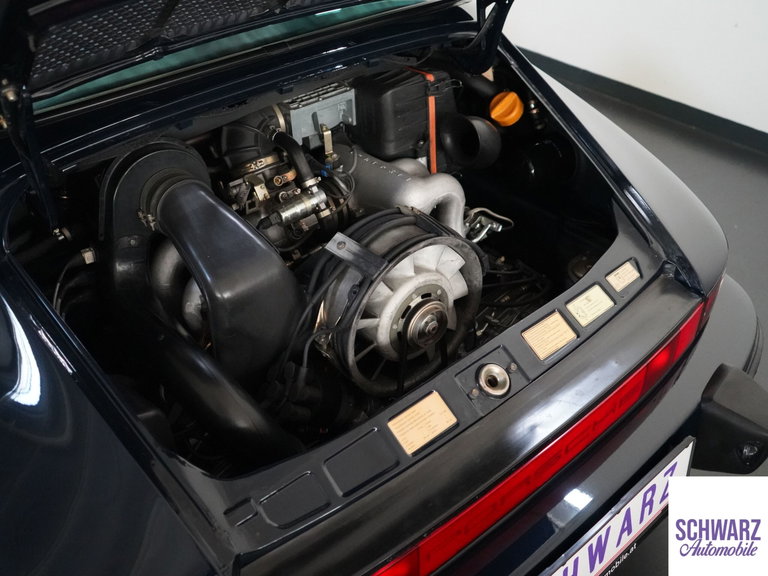 Porsche 911 Carrera 3.2
