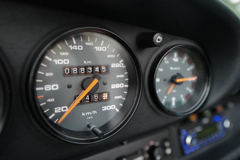 Porsche 964 Carrera 2