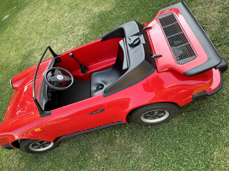 Porsche 911 Junior