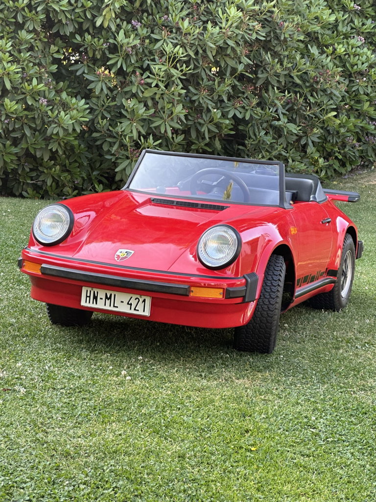 Porsche 911 Junior