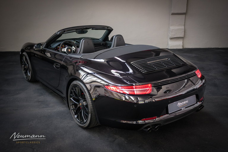 Porsche 991 Carrera GTS