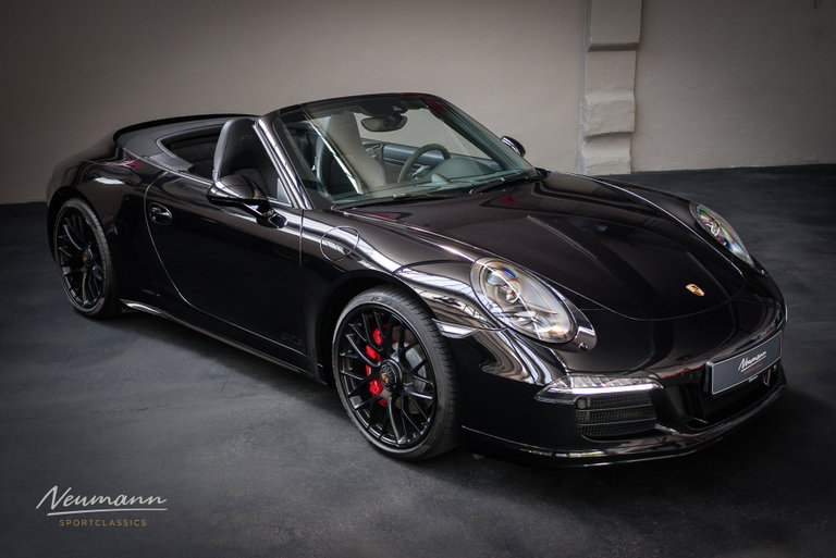 Porsche 991 Carrera GTS