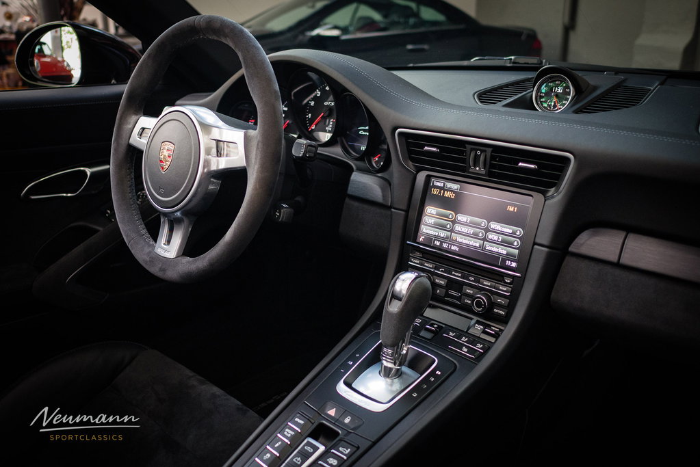 Porsche 991 Carrera GTS