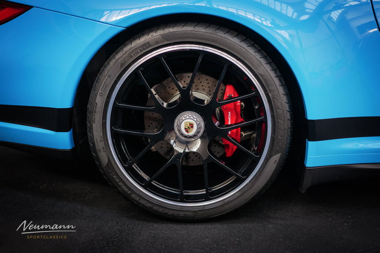Porsche 997.2 Carrera GTS