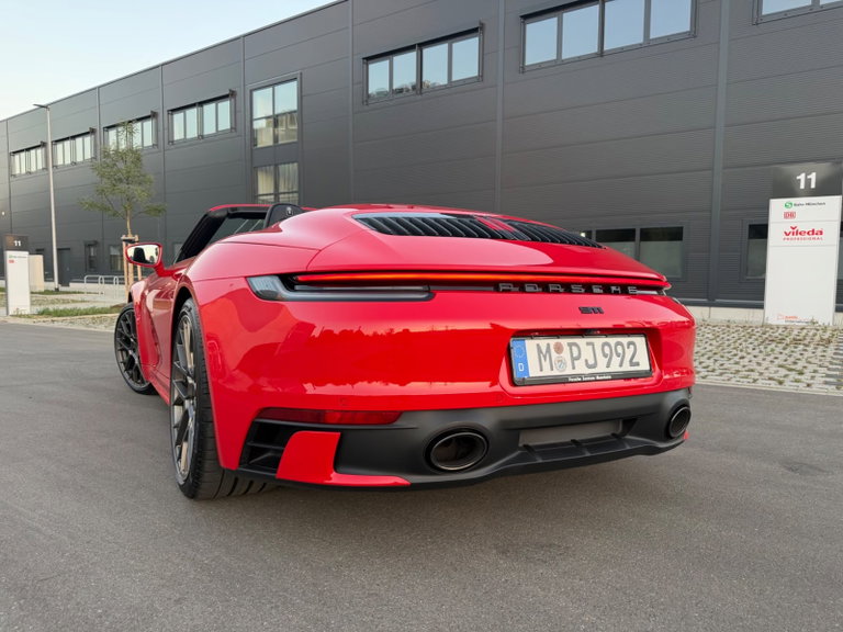 Porsche 992 Carrera S