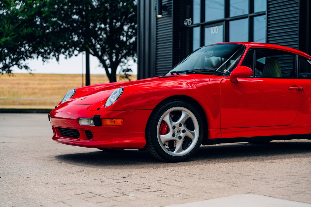 Porsche 993 Carrera 4S