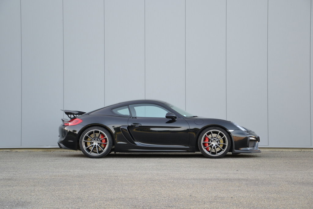 Porsche 981 Cayman GT4