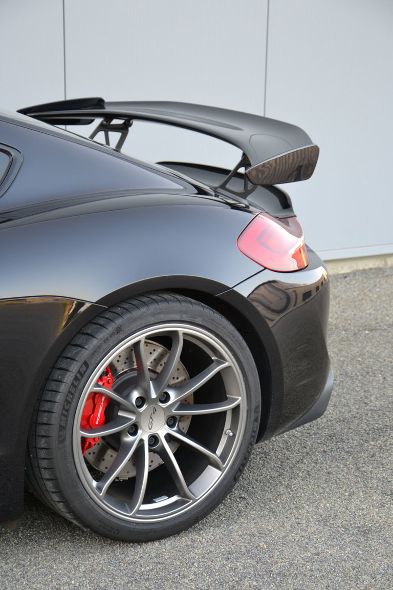 Porsche 981 Cayman GT4