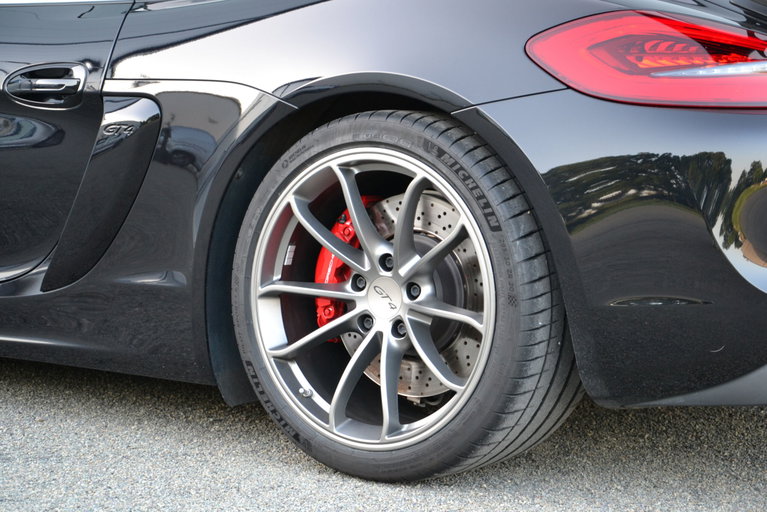 Porsche 981 Cayman GT4