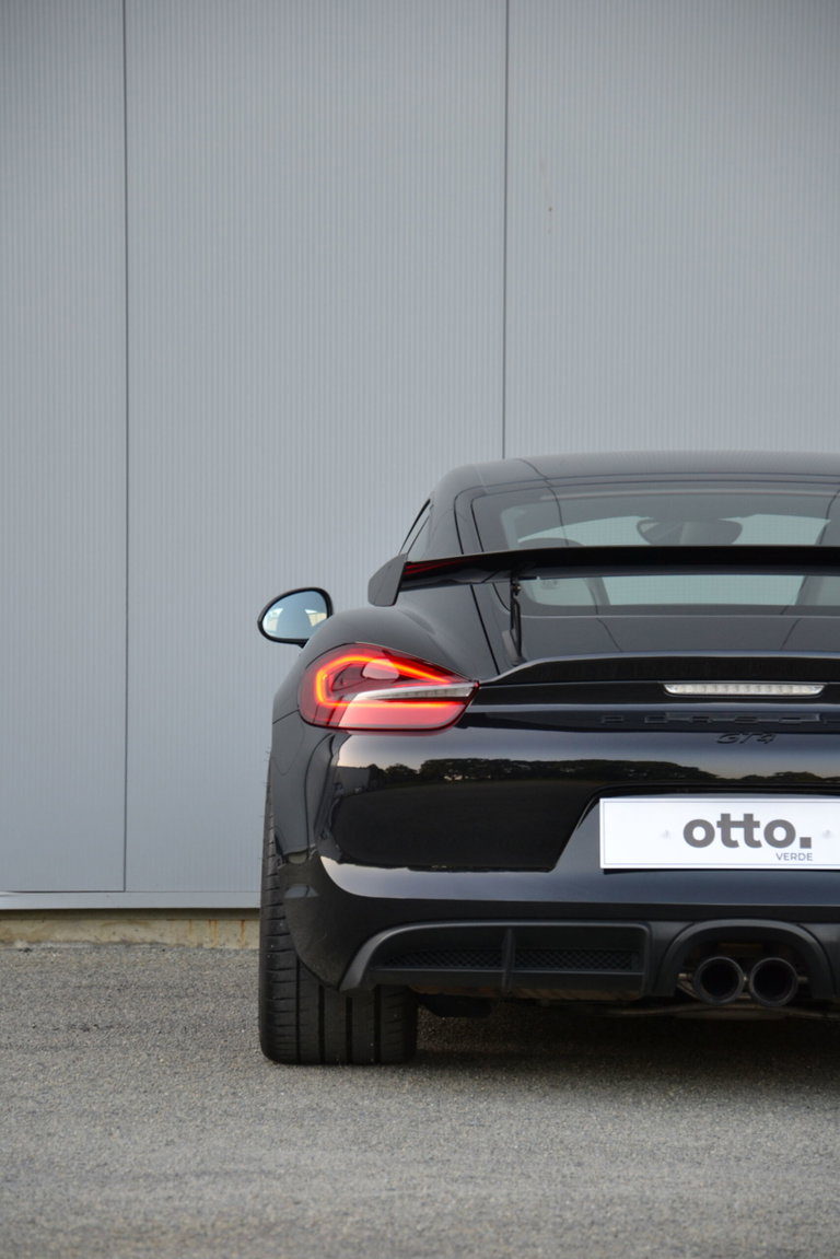 Porsche 981 Cayman GT4