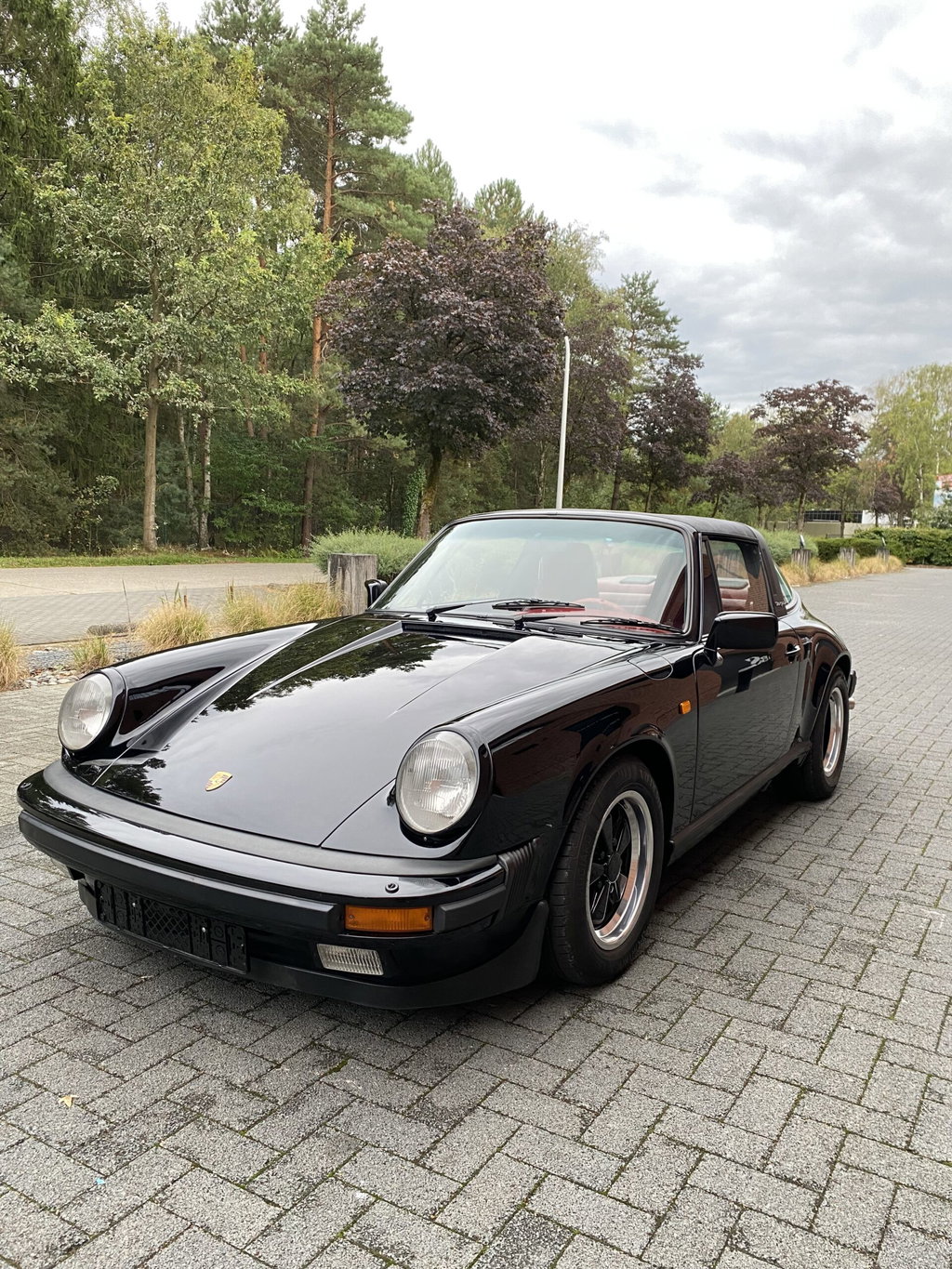 Porsche 911 Carrera 3.2