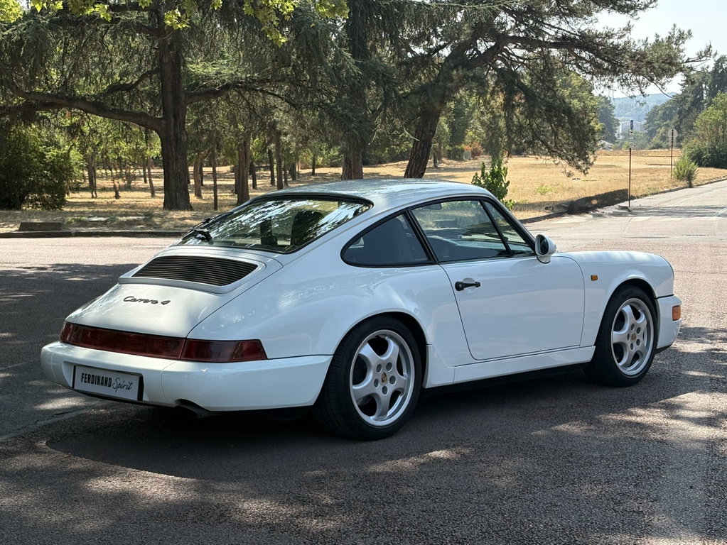 Porsche 964 Carrera 4