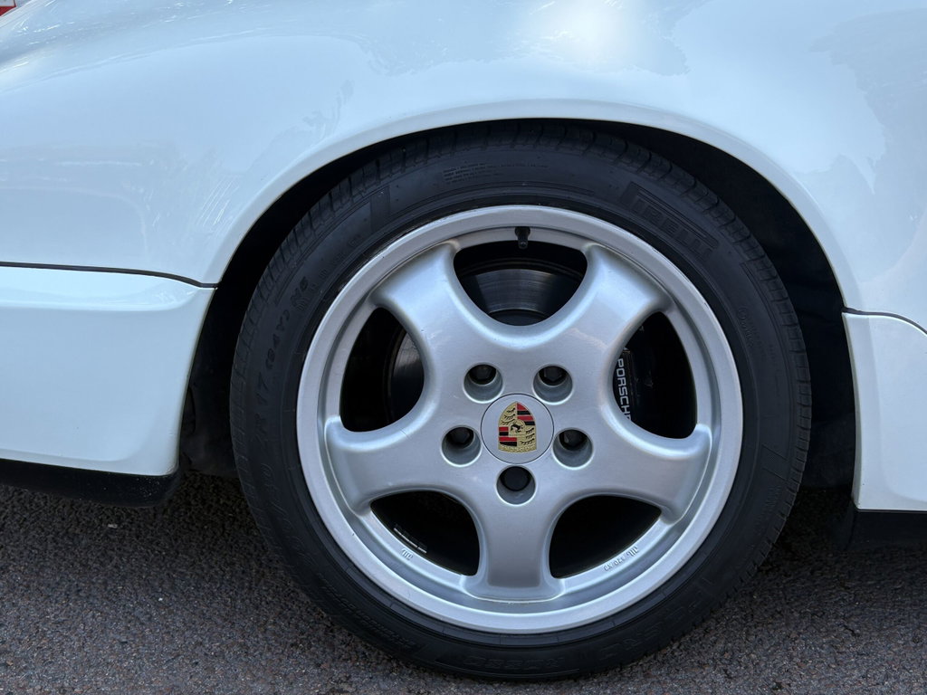Porsche 964 Carrera 4