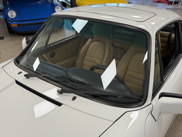 Porsche 964 Carrera 4