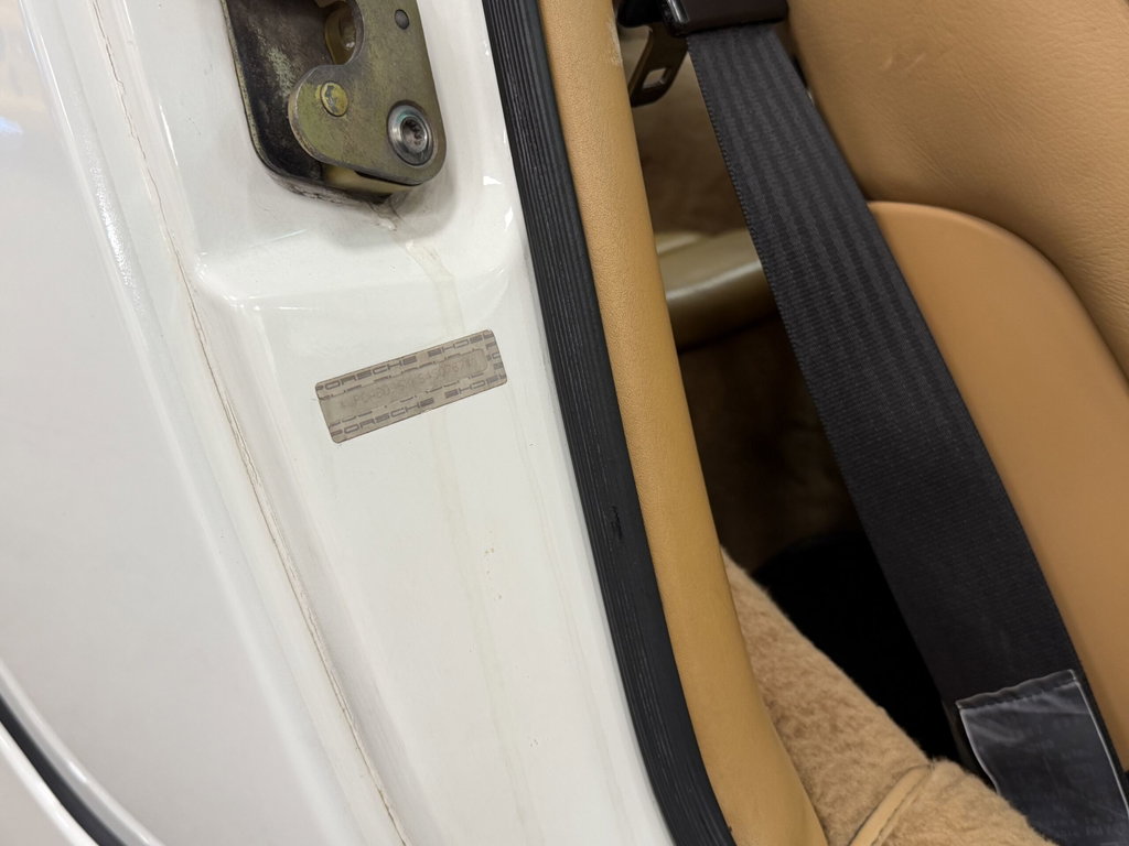 Porsche 964 Carrera 4