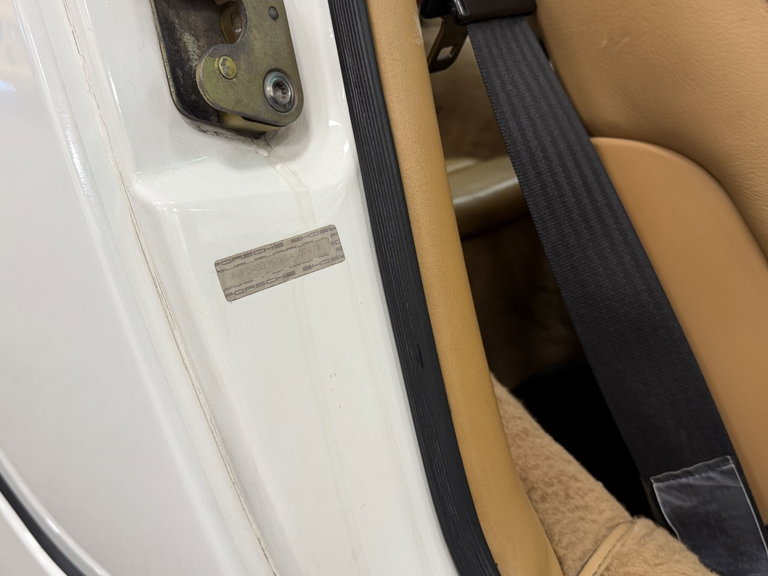 Porsche 964 Carrera 4