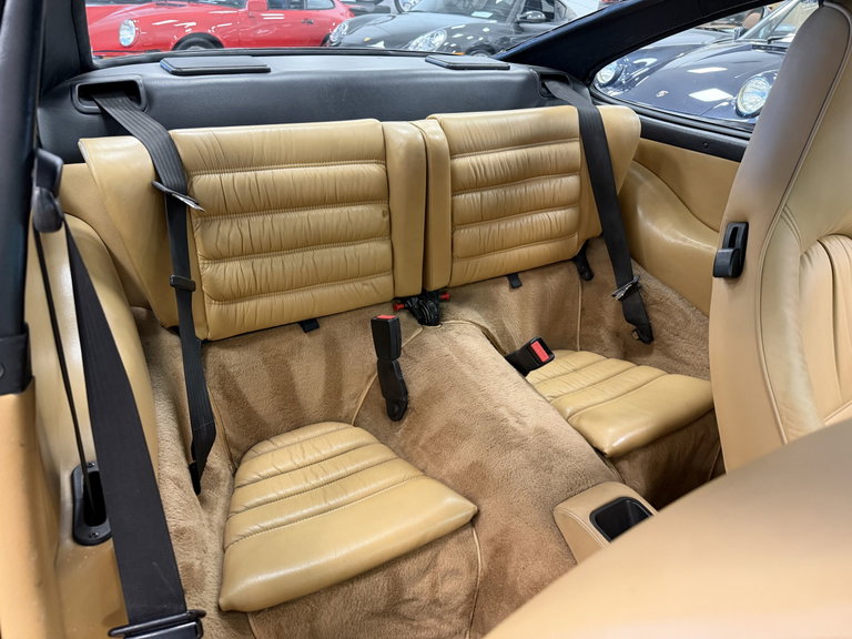 Porsche 964 Carrera 4