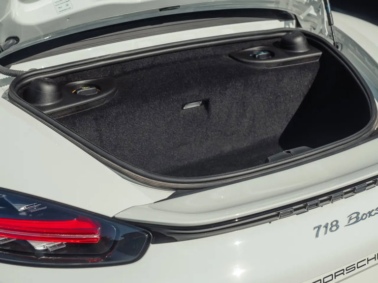 Porsche 718 Boxster