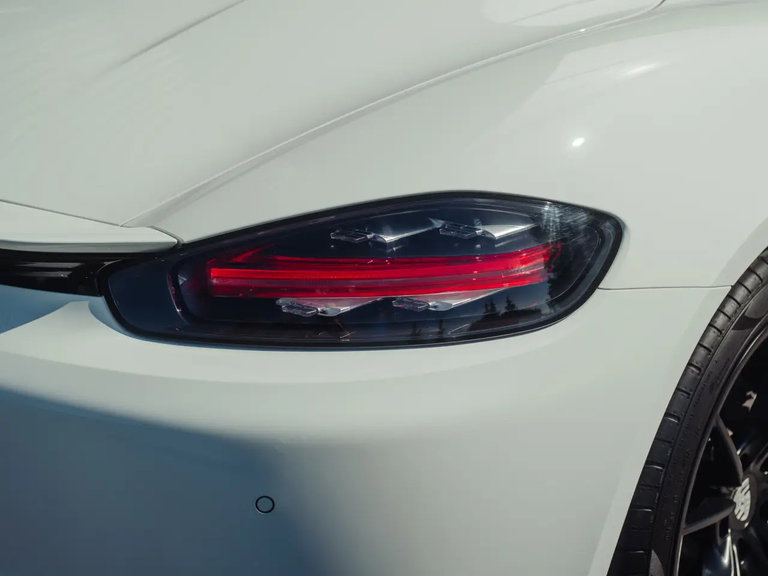 Porsche 718 Boxster