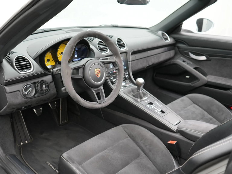 Porsche 718 Spyder