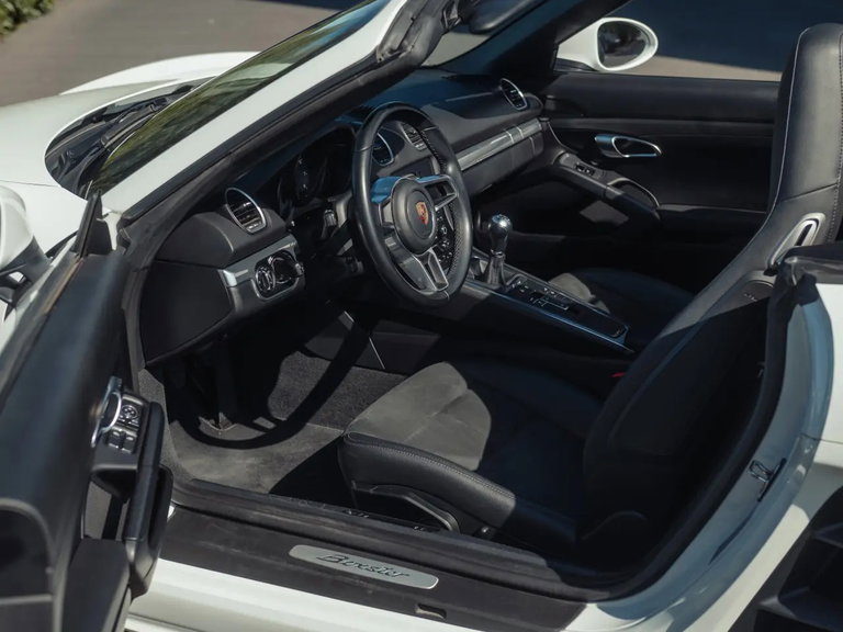 Porsche 718 Boxster