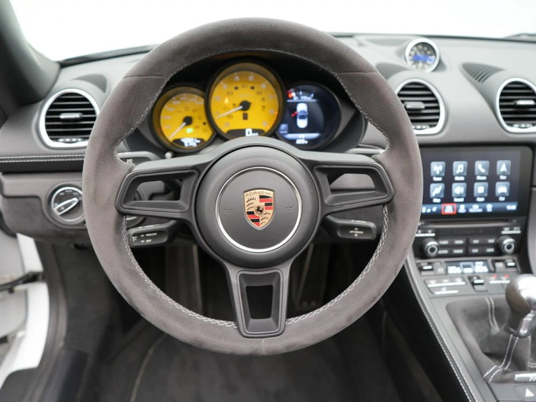 Porsche 718 Spyder
