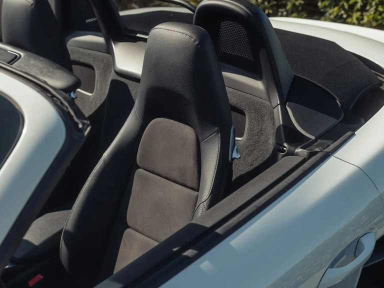 Porsche 718 Boxster