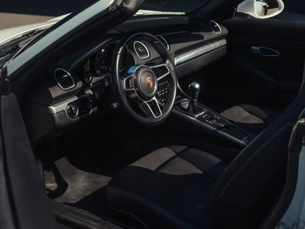 Porsche 718 Boxster