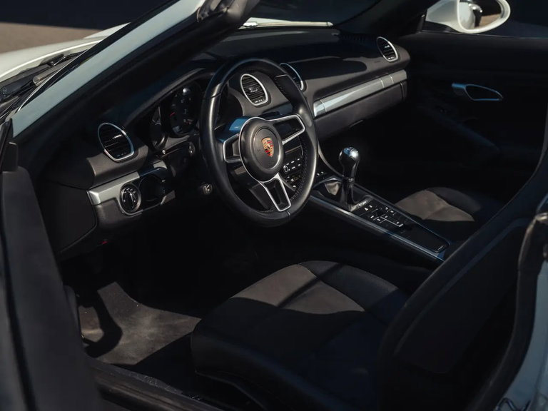 Porsche 718 Boxster