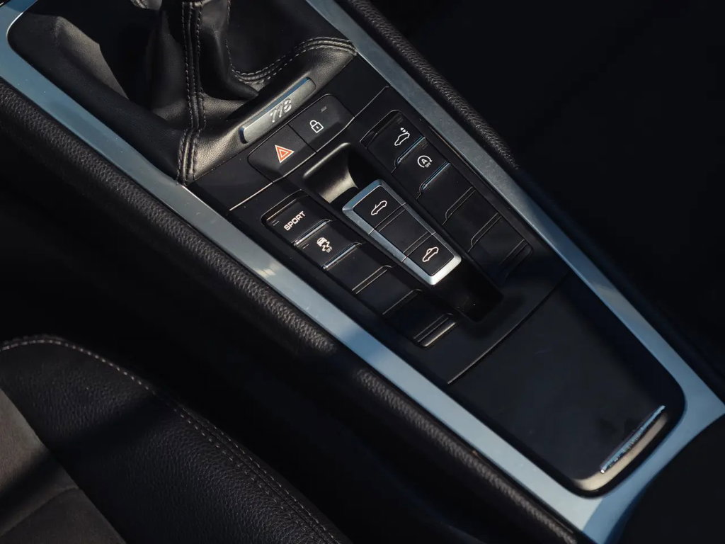 Porsche 718 Boxster