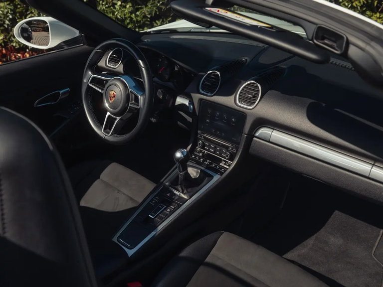 Porsche 718 Boxster