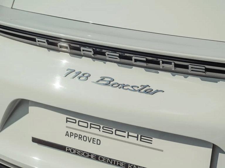 Porsche 718 Boxster