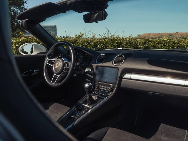 Porsche 718 Boxster