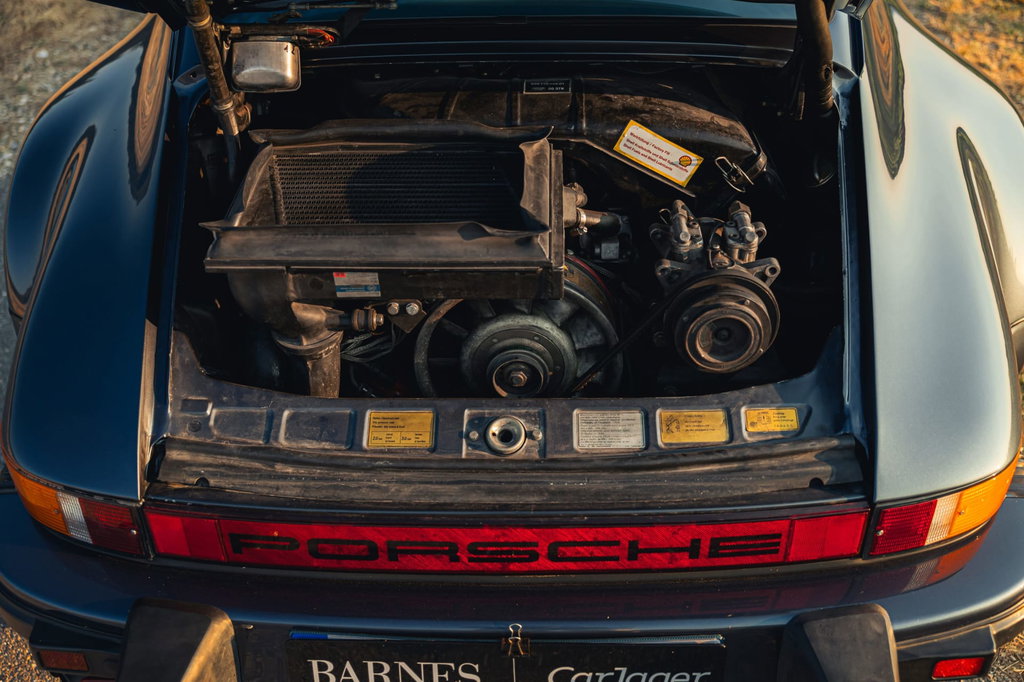 Porsche 911 Turbo 3.3