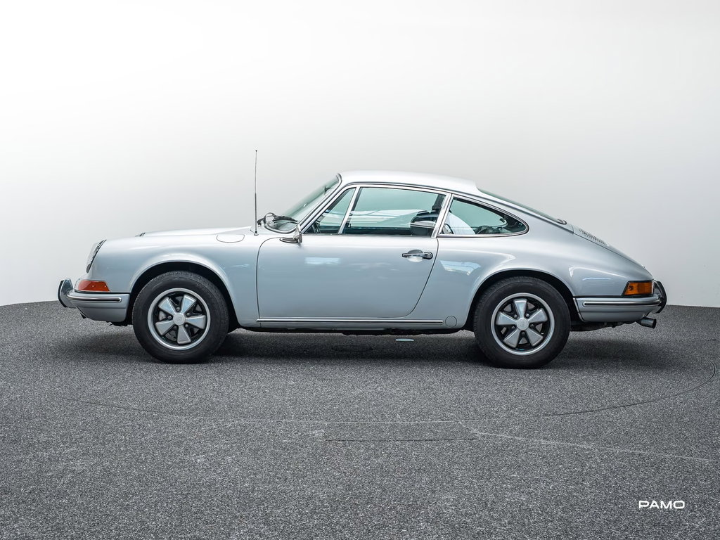 Porsche 911 T