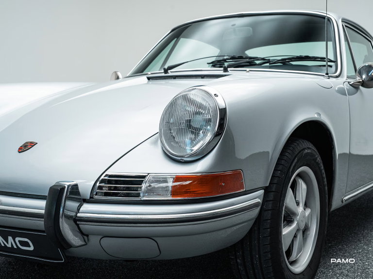 Porsche 911 T