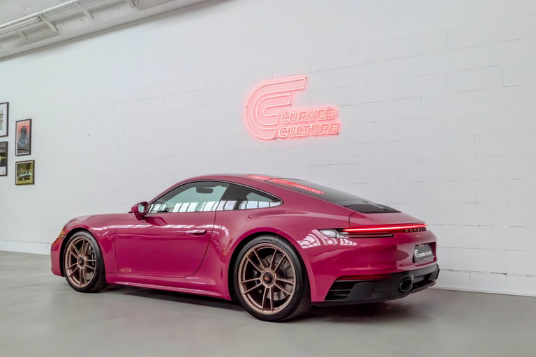 Porsche 992 Carrera GTS