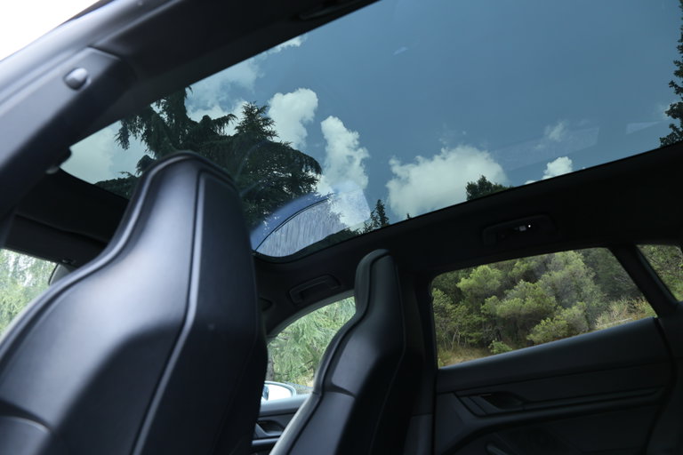 Porsche Taycan 4S Cross Turismo