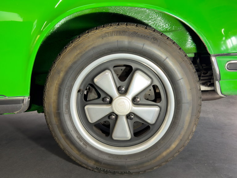 Porsche 911 T