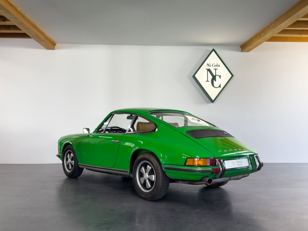 Porsche 911 T