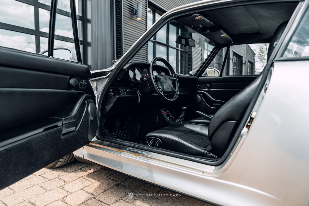 Porsche 993 Carrera 4S