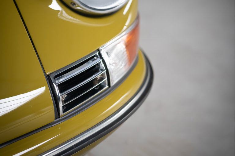 Porsche 911 T