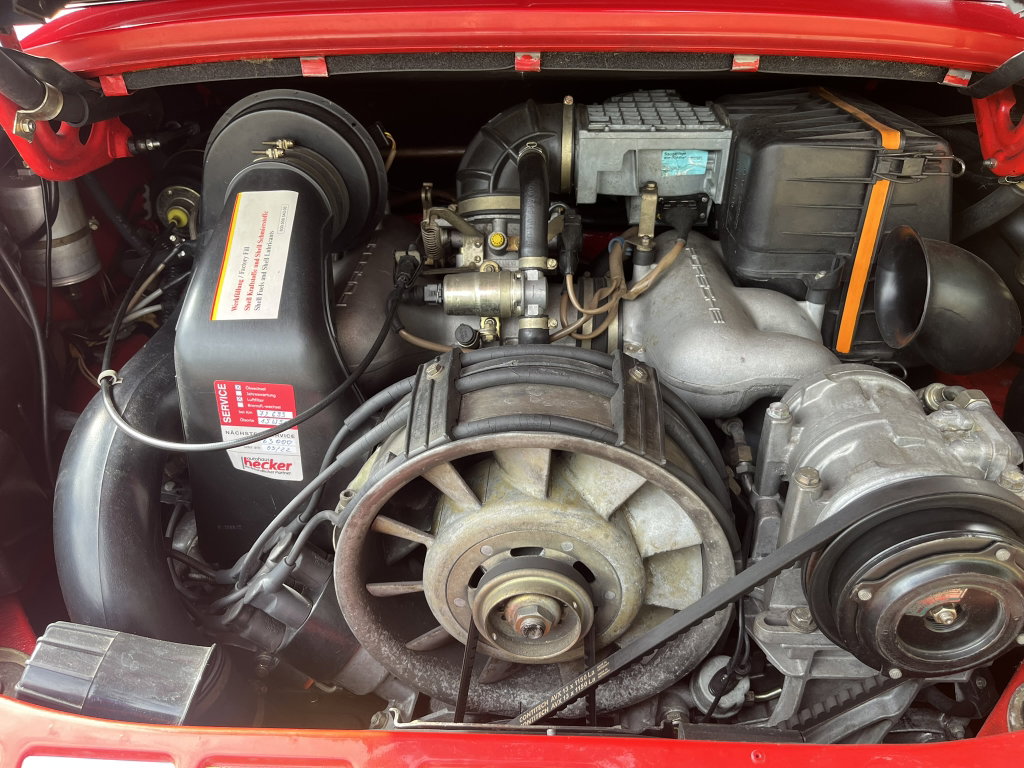 Porsche 911 Carrera 3.2 (KAT)